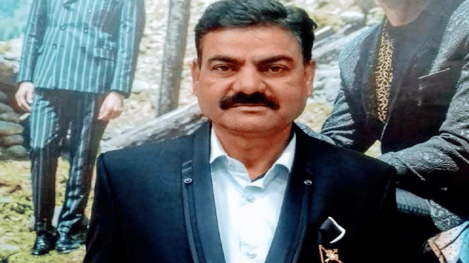 55 year old laborer ended his life by consuming poisonous substance refusing to drink alcohol