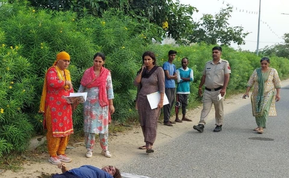Dead body of woman found in suspicious condition in Rohtak, police suspect murder, incident near IMT area