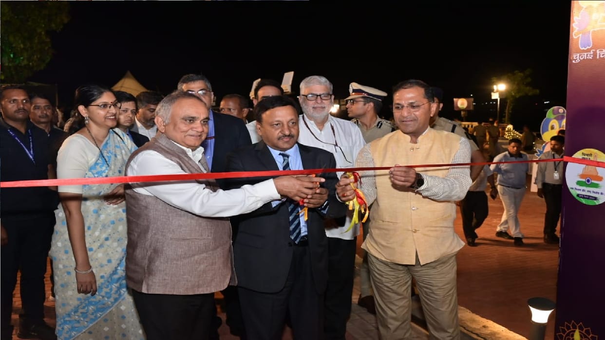 Chief Election Commissioner inaugurated Voter Festival Exhibition in Raipur CG