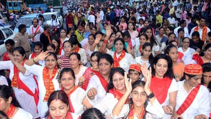 city of Gorakhpur echoed with Ayo Lal Jhulelal