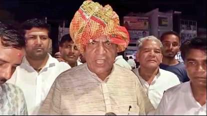 विधायक मोहन सिंह बिष्ट