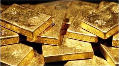 West Bengal: Gold biscuits worth more than three crore rupees found from truck on Bangladesh border, BSF seized BSF seizes gold biscuits worth more than three crore from truck at Bangladesh border