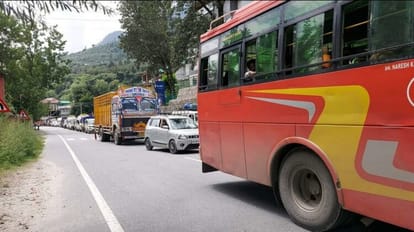 हिमाचल में मौसम खुलने से राहत: अब धीरे-धीरे पटरी पर लौटने लगा प्रदेश, मंडी-कुल्लू नेशनल हाईवे शुरू himachal weather update Mandi Kullu NH Restored Tourist activities started in State