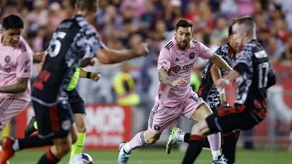 Lionel Messi Video: लियोनल मेसी का गोल देख हो जाएंगे हैरान, इंटर मियामी के लिए पहले MLS मैच में किया कमाल video watch Lionel Messi scores in first MLS match for Inter Miami vs ny red bulls