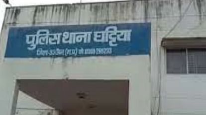 Ujjain News: पान बिहार में वारंटी को छुड़ाने पहुंची पुलिस पर हमला, छह लोगों के खिलाफ मामला दर्ज Ujjain News Attack on police who reached to release warranty in Pan Bihar case registered