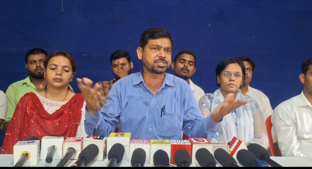 Rashtriya Chhatra Ekta Manch said- Like BPSC, such a system should be implemented in constable Exam, STET