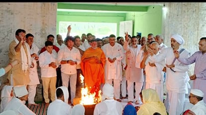 Kawal Kand: Tribute paid to Sachin and Gaurav in Malikpura, Union Minister of State Dr. Sanjeev Balyan attende