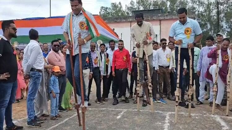 CG: छत्तीसगढ़िया ओलंपिक का मंत्री मोहन मरकाम ने किया शुभारंभ, गेड़ी दौड़ में मंत्री रहे अव्वल; अफसर रह गए पीछे