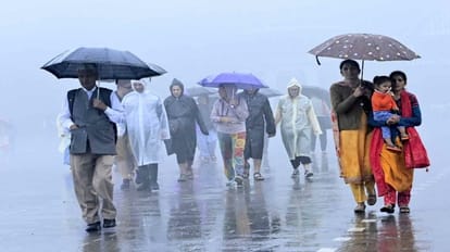 Himachal Weather: शिमला में झमाझम बरसे बादल, मानसून में 2466 घर ढहे, जानें 3 सितंबर तक का मौसम पूर्वानुमान Himachal Weather: Cloudy rains in Shimla, know the weather forecast till September 3