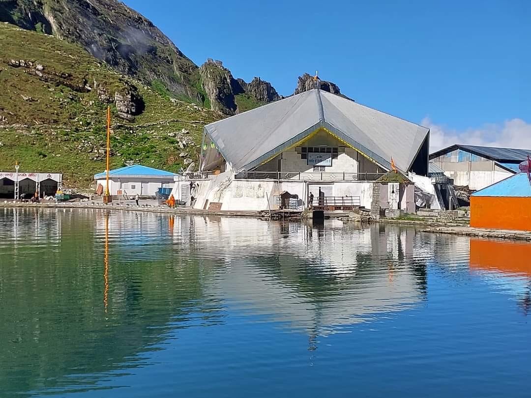 Hemkund Sahib Yatra 2023 Gurudwara Doors closed today for winter Season