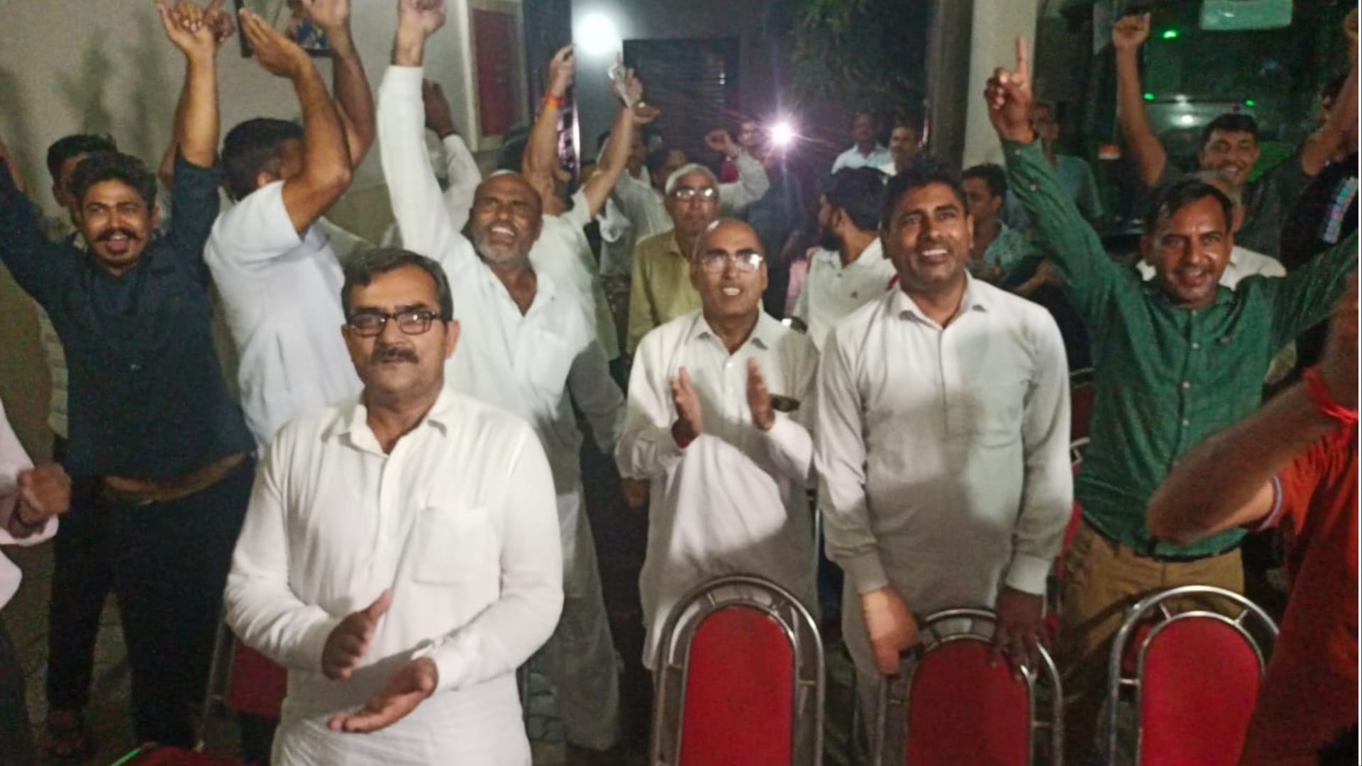 Neeraj Chopra won gold in World Athletics Championship, family celebrated, see photos