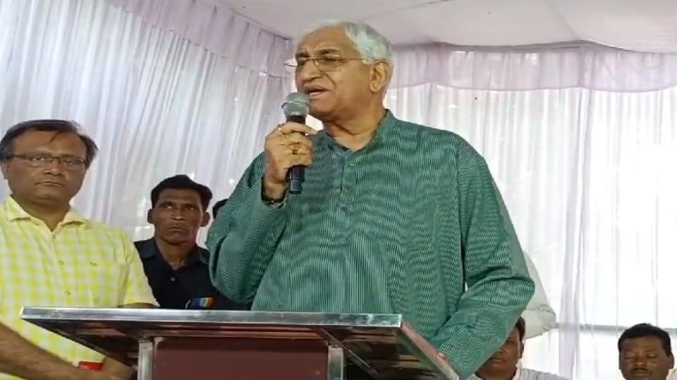 People opposed Samaritan MLA Chintamani Maharaj