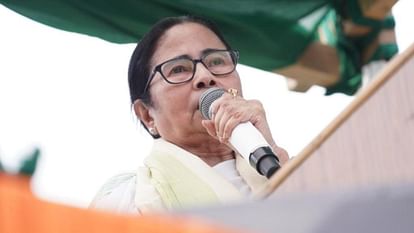Mamata reshuffles ministry removes Babul Supriyo from tourism department, gives him IT and renewable energy