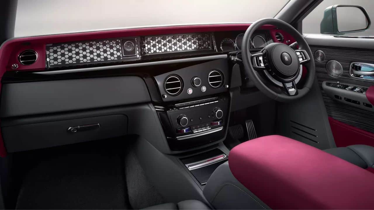 Rolls Royce Phantom is included in the safest luxury cars, know the price and features