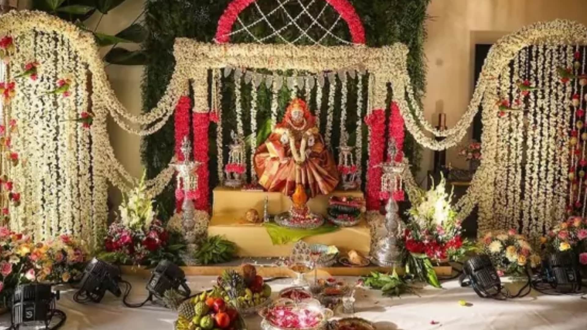 Ramayan Actor Yash Radhika Pandit Celebrate Varamahalakshmi Puja with family read full details inside