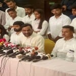 हनुमाल बेनीवाल प्रेस वार्ता करते हुए