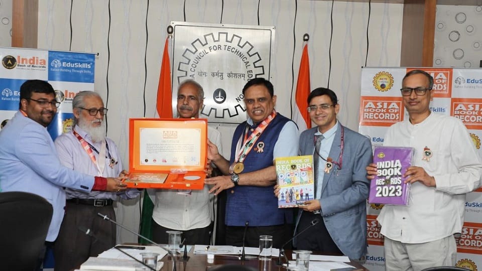 Asia and India Book of Records for Virtual Internship to AICTE