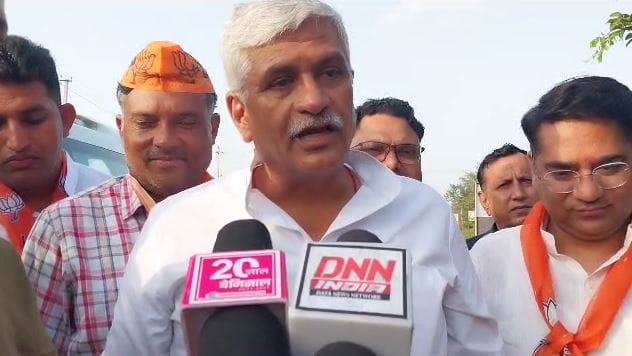 Gajendra Singh Shekhawat said that farmers' crops are getting ruined due to lack of electricity