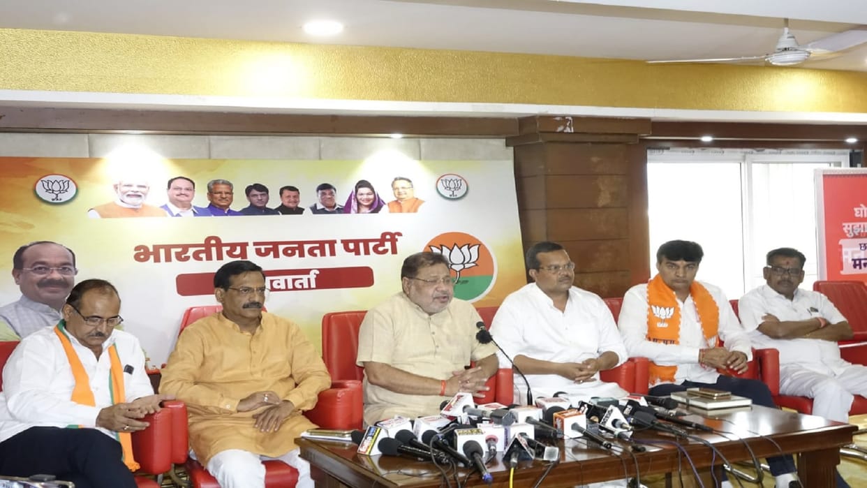 Raipur: 'Bhupesh government conspiring to take election towards violence; MP Sunil Soni allegation