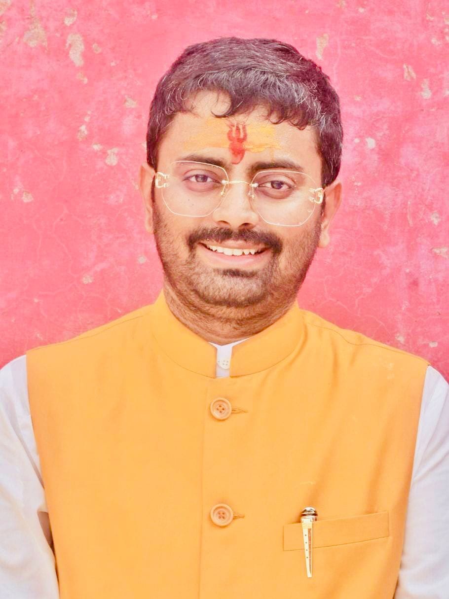 Meeting of youth consciousness in Kashi, national convenor Rohit Kumar said this on familyism