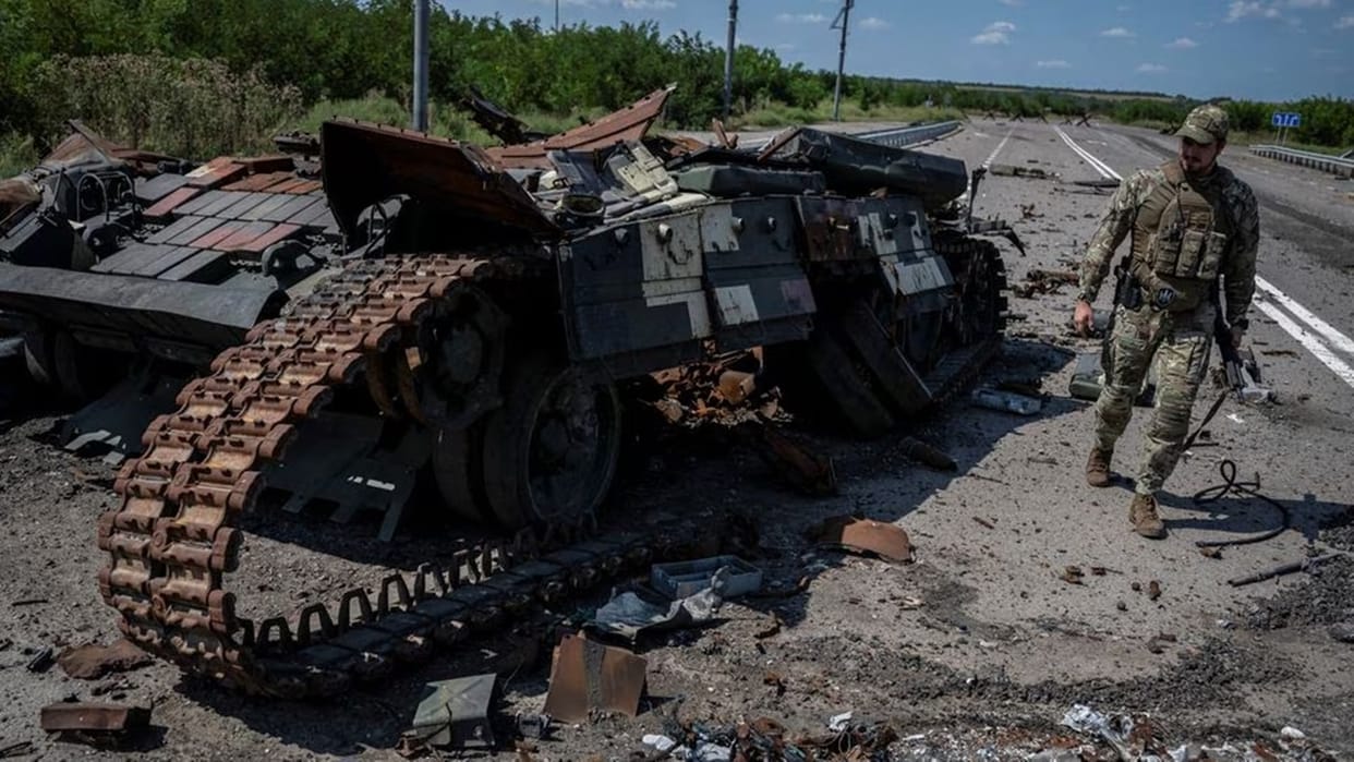 Ukraine announces liberation of strategic settlement of Robotyne from Russian forces as counteroffensive faste