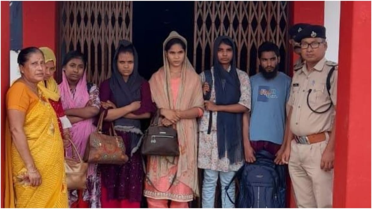 Six Rohingyas arrested from Dharmanagar railway station in Tripura, five women and one man in the group