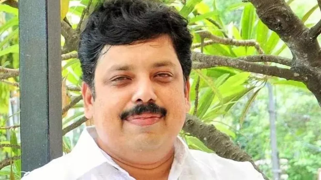 Novelist Anand Neelakanthan received aल extortion call, Anticipatory bail application of former mayor rejected