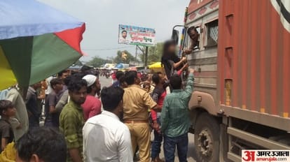 girlfriend dragged young man from truck and beat him In Bareilly