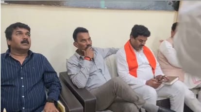 Khandwa News : मंत्री तुलसी सिलावट ने साधा विपक्ष पर निशाना, कहा- अनेकों समूह में बंटी है कांग्रेस
