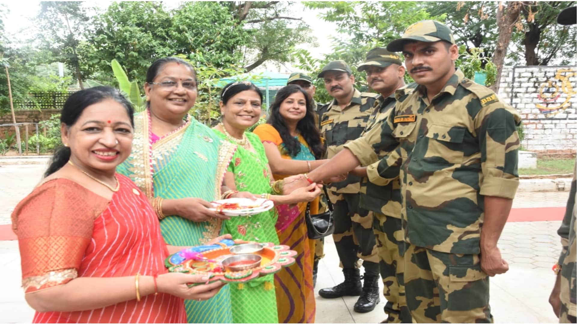 Jodhpur Border Security Force celebrates Rakshabandhan Jodhpurs sisters tie rakhi on the wrists of soldiers