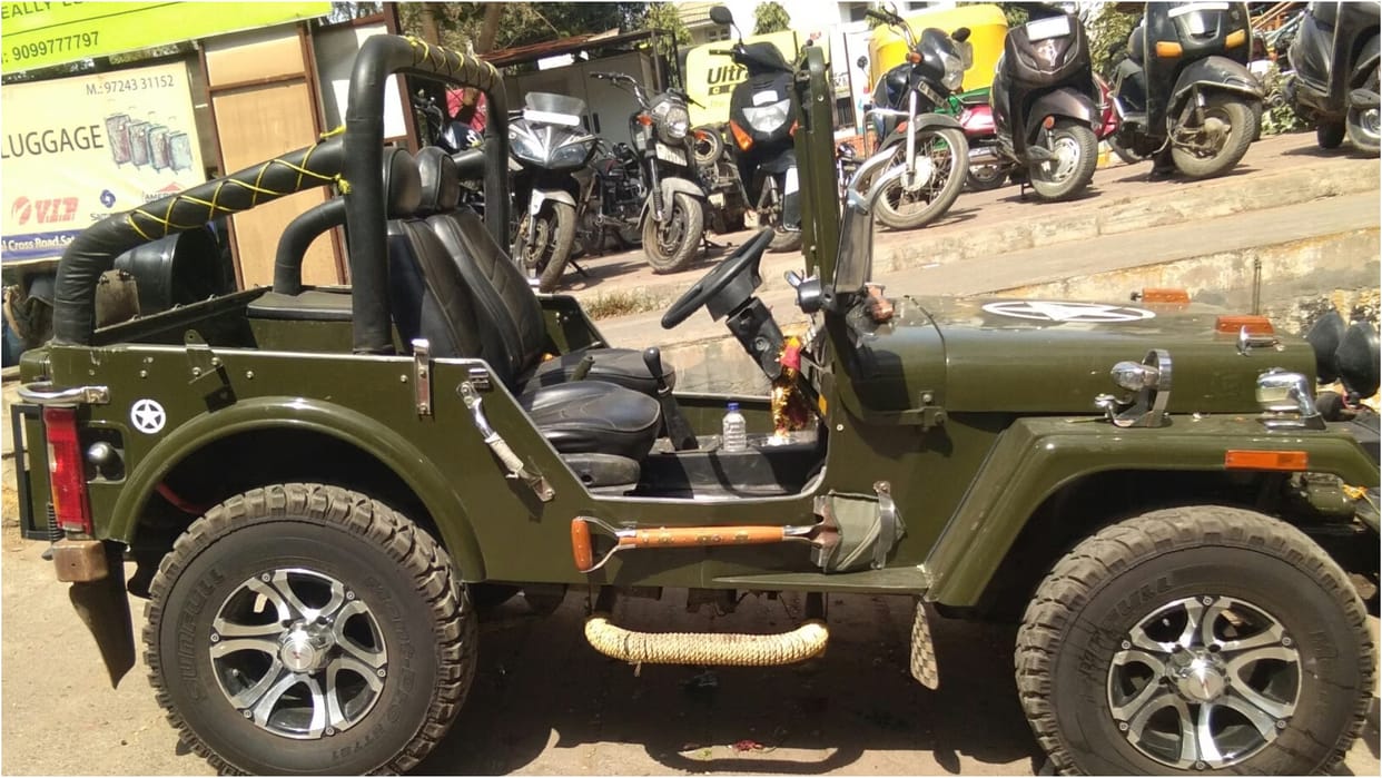 Todays News Updates accident man drives open jeep with child on bonnet