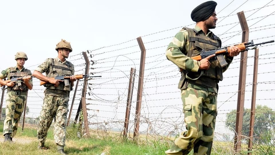 Jammu And Kashmir Infiltration attempt failed in Akhnoor one infiltrator killed in firing by security forces