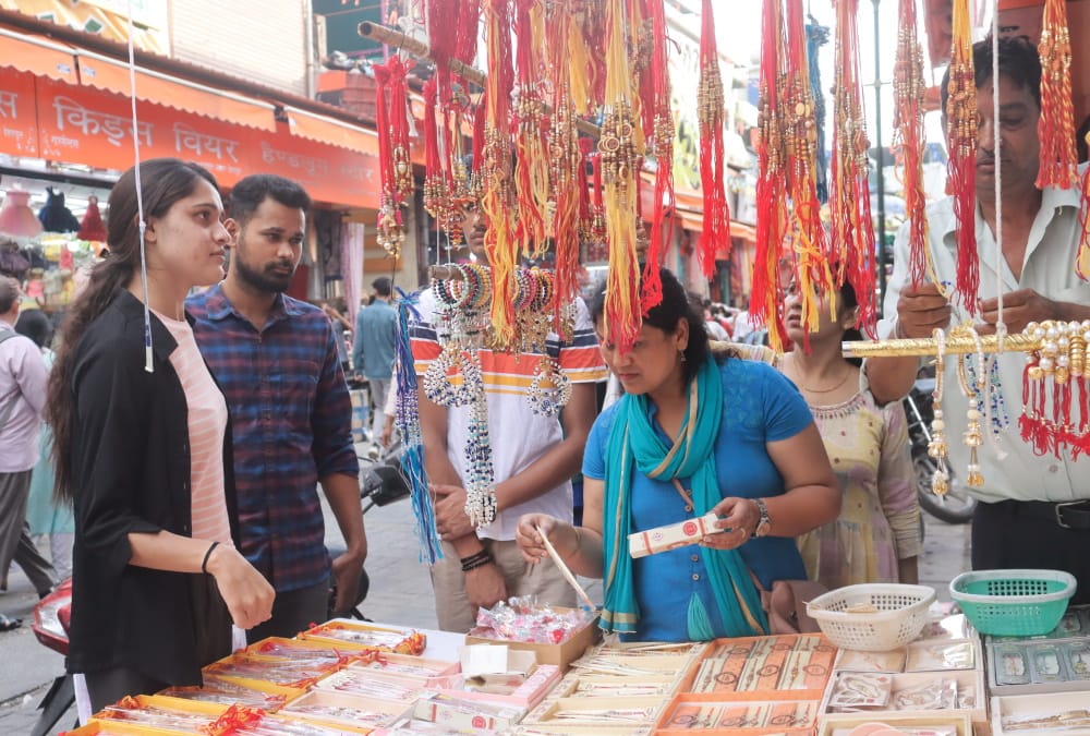 Raksha Bandhan 2023 Sisters Can Celebrate Rakhi whole day on 31 August Uttarakhand News In Hindi