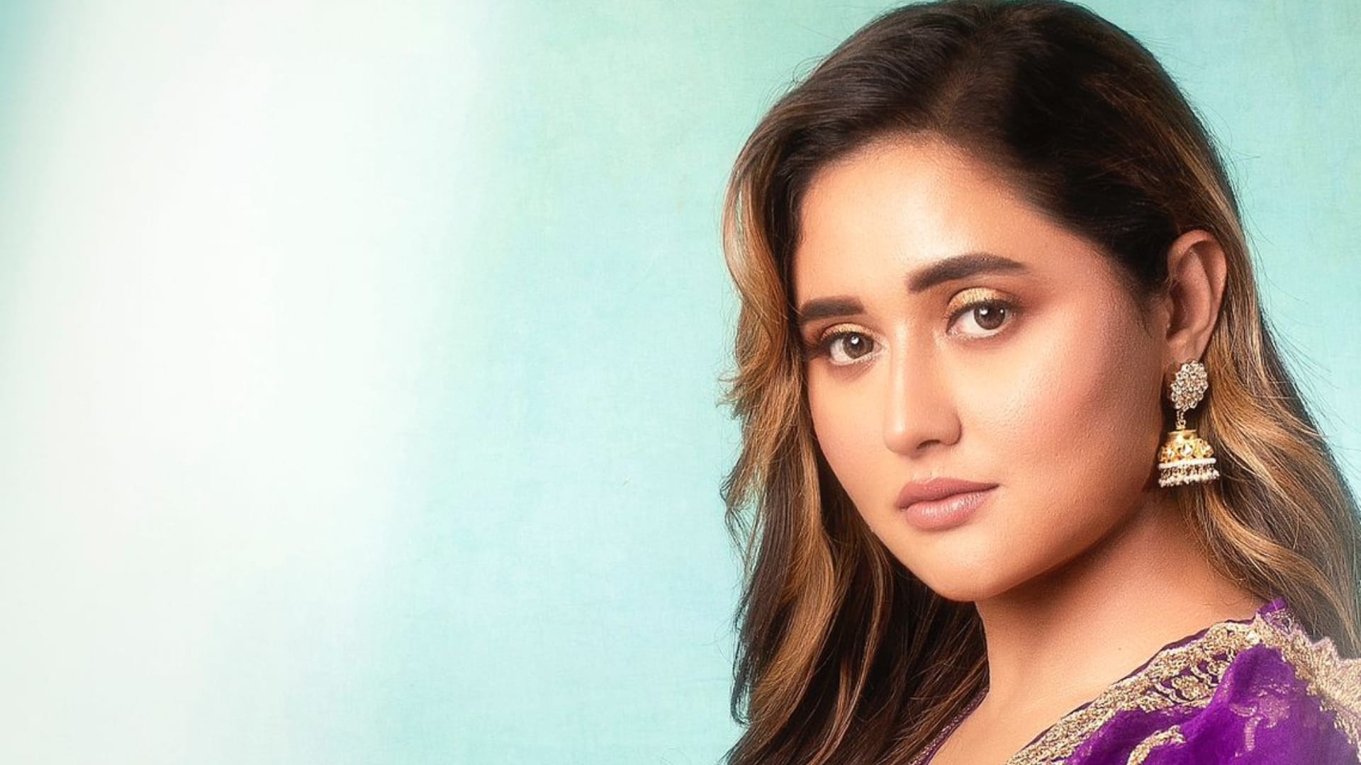 Raksha Bandhan 2023 Rashmi Desai Mrinal Jain meeting at sets friendship turn into brother sister relationship