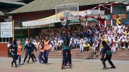 Srinagar: Malson School won TBMS Director Cup basketball tournament