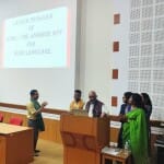 कुलपति प्रो. शंभूनाथ सिंह ने एप किया लॉन्च