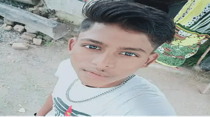 Indore News: राखी पर तीन बहनों के इकलौते भाई ने तोड़ा दम, 18 की उम्र में हुआ हादसे का शिकार Three sisters lost their only brother on Rakhi, he died at the age of 18