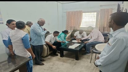 CM Flying raid in CHC Sorkhi of hisar, records of attendance registers were scrutinized