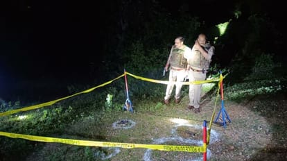 Police encounter with animal smugglers in Sonbhadra one injured by bullet injury