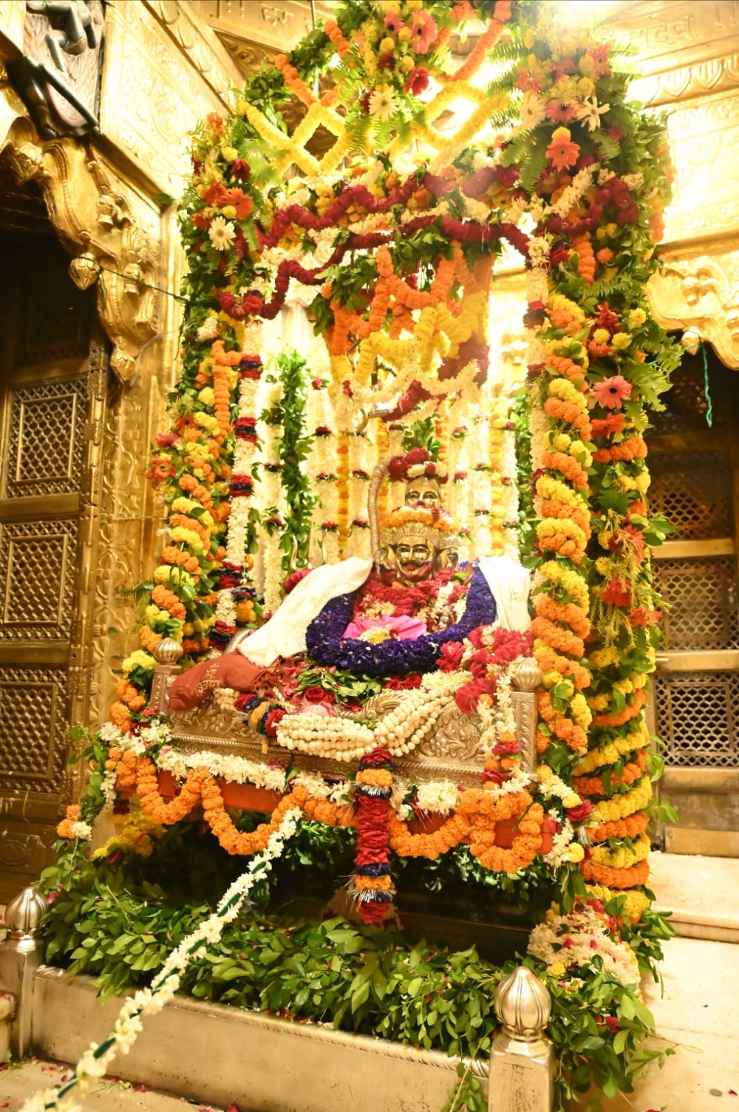 350 years of tradition played in Kashi Sawan swing to Baba Vishwanath