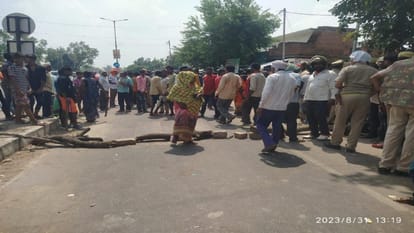 Young man murdered by beating him with sticks, villagers got angry when the dead body was taken aw