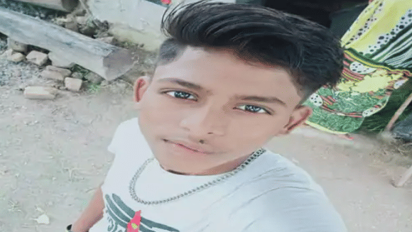 Three sisters lost their only brother on Rakhi, he died at the age of 18