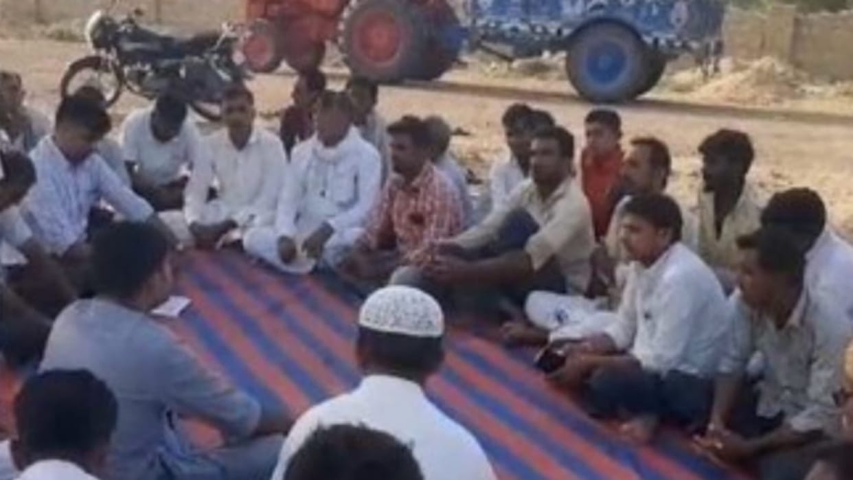 Jaisalmer Warning of farmers to Ramgarh Executive Engineer if irrigation water is not available there will be