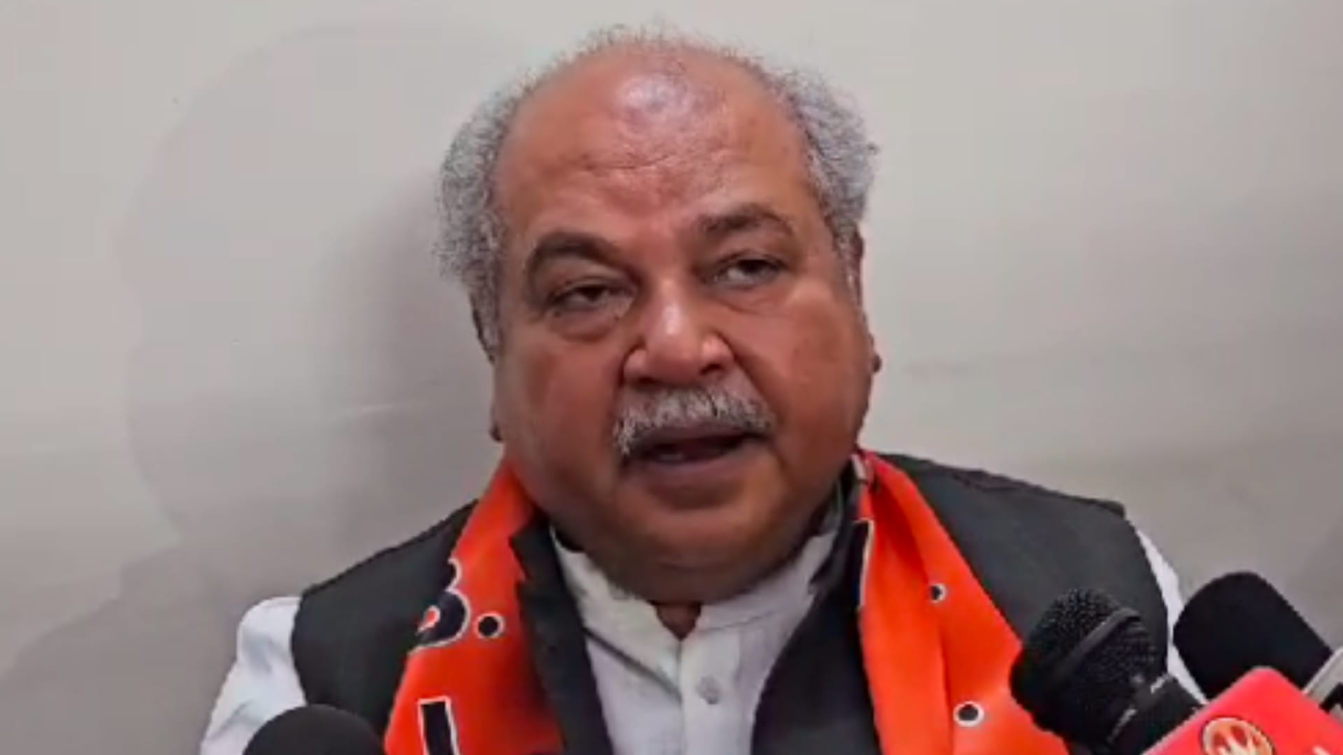 केंद्रीय मंत्री नरेंद्र सिंह तोमर