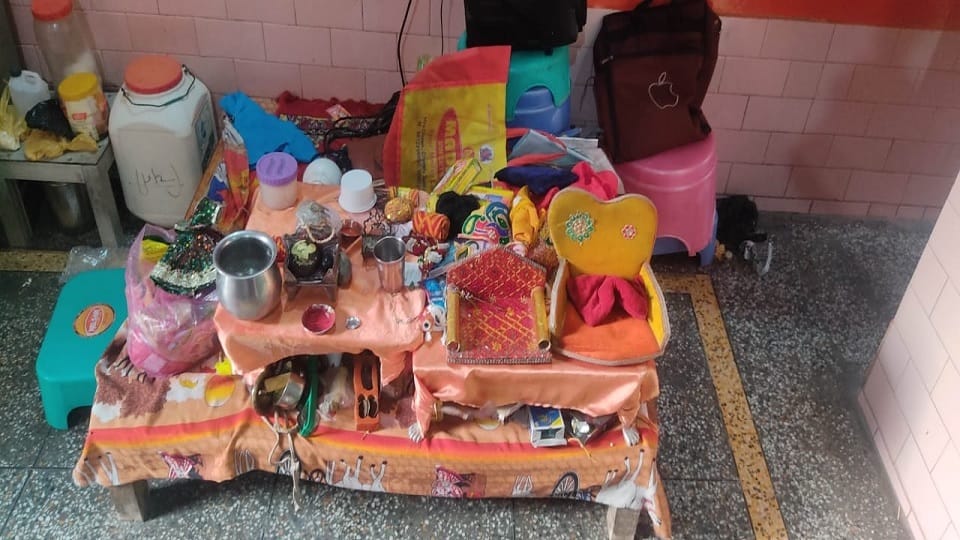 Terror of thieves in Dadri, Donation box of two temples targeted, both thieves identified