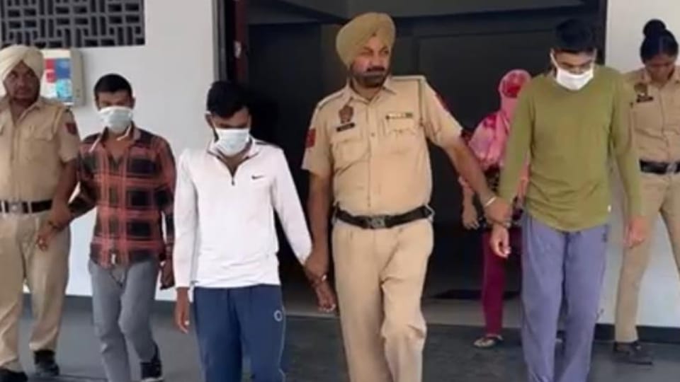 Interstate gang cheating on the pretext of doubling money busted, four arrested