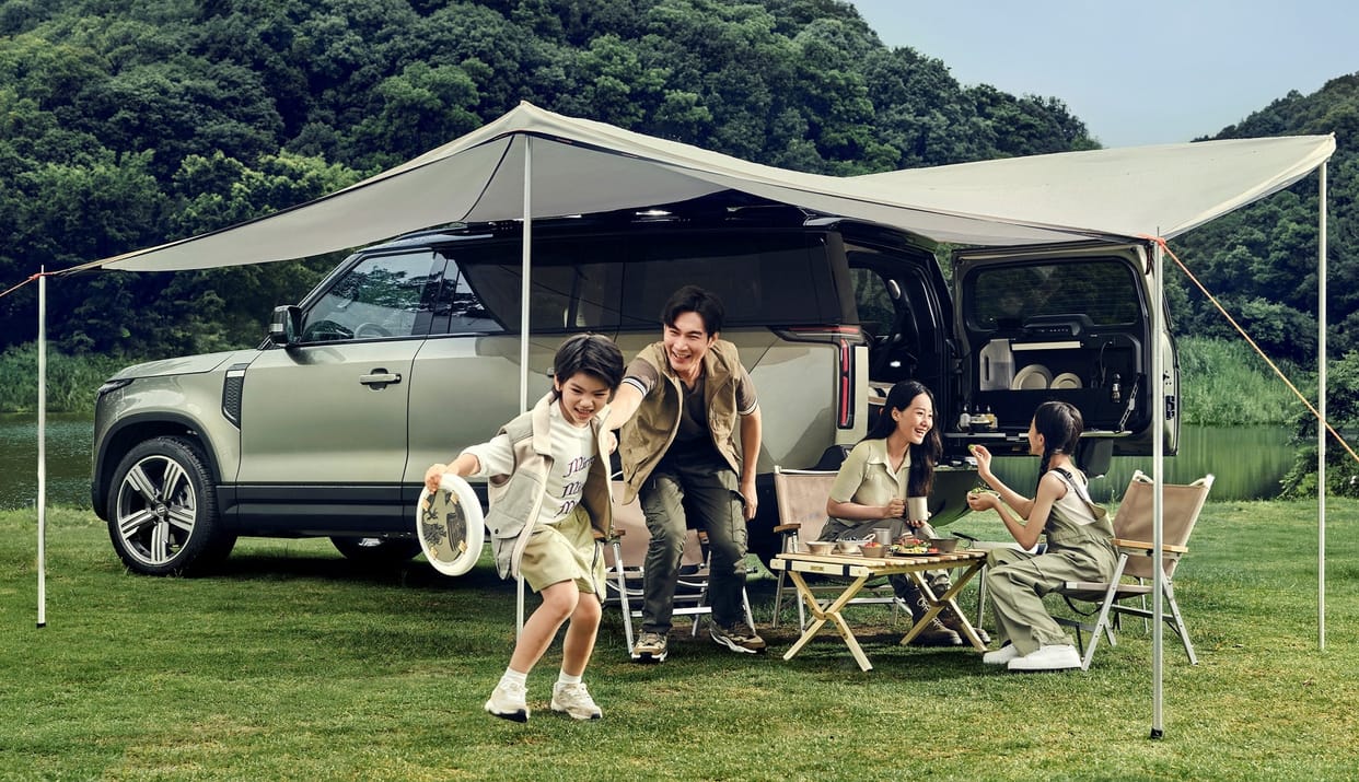 Chinese luxury SUV Polestones 01 has built-in kitchen and gazebo is designed by Pininfarina