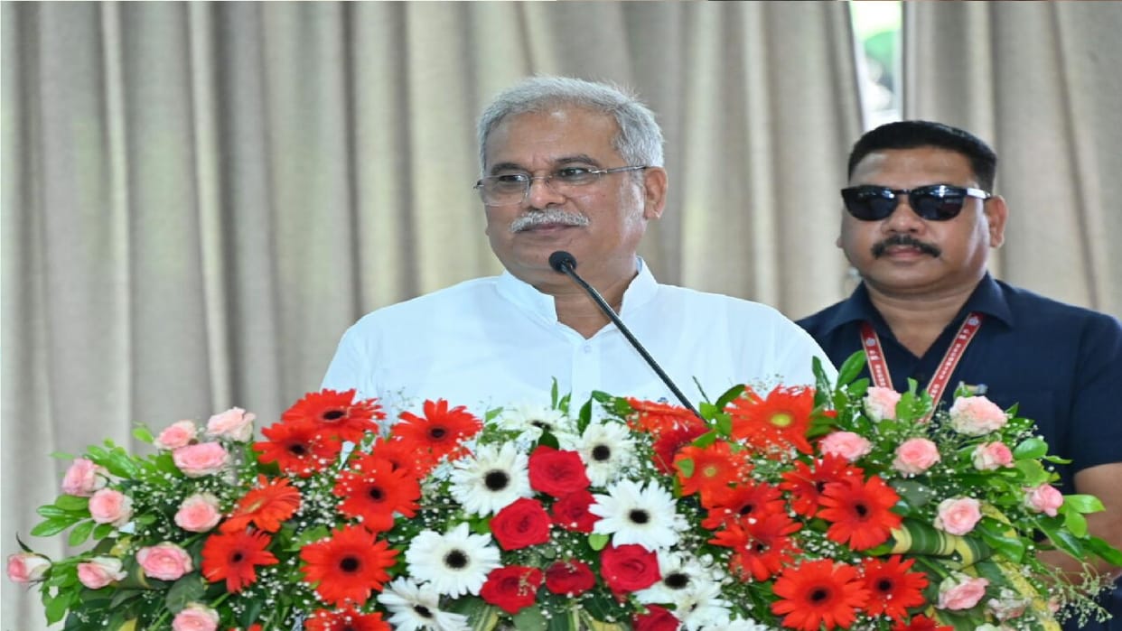 CM Bhupesh Baghel gave statement on Priyanka Gandhi contesting elections