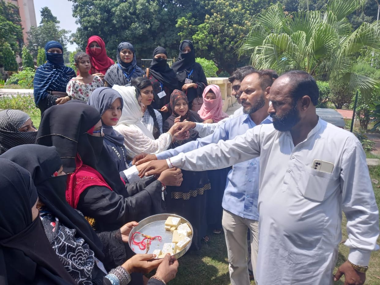 Rakshabandhan: Muslim sisters  ties Rakhi to Hindu brothers in Meerut