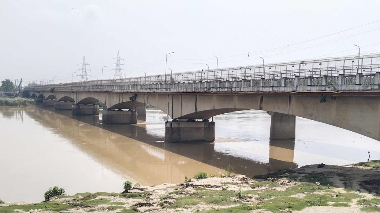 Saryu Rapti water also reduced by 50 cm below danger mark